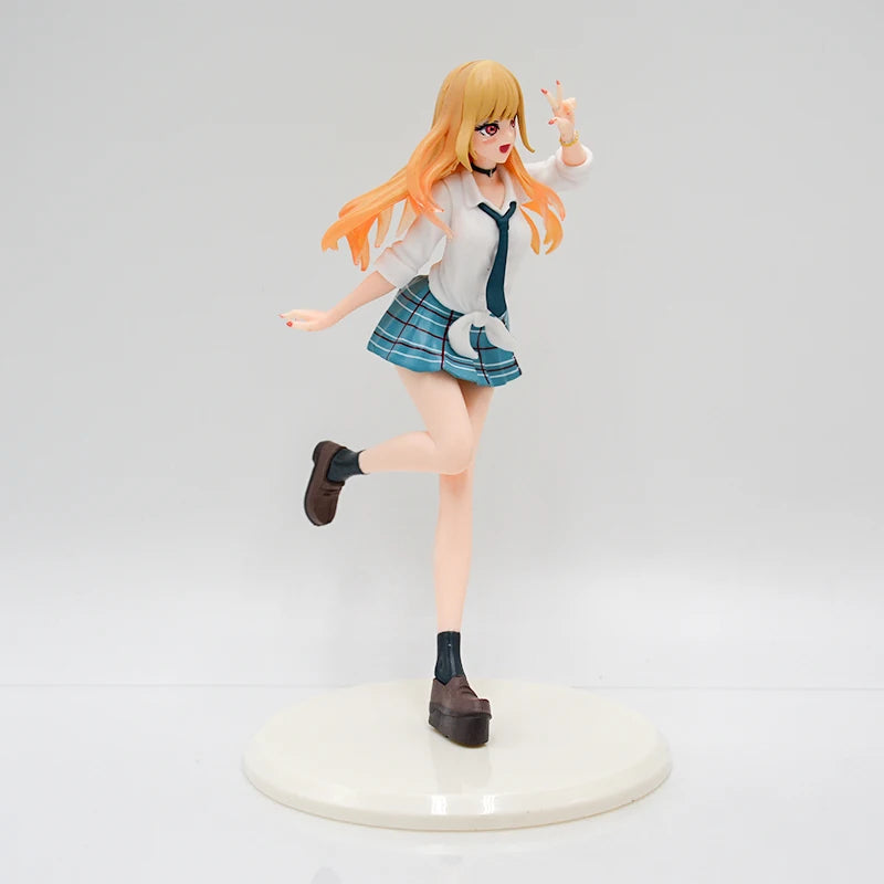 Marin Kitagawa “Shizuku Kuroe” Figure — My Dress-Up Darling Edition
