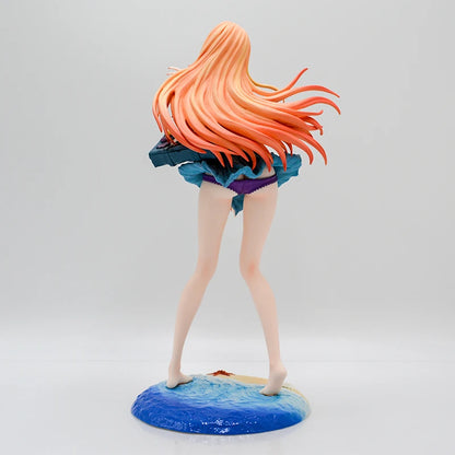 Marin Kitagawa “Shizuku Kuroe” Figure — My Dress-Up Darling Edition