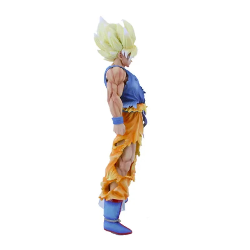 Dragon Ball Z Battle-Damaged Goku Anime Figure Statue (Approx. 44 cm)